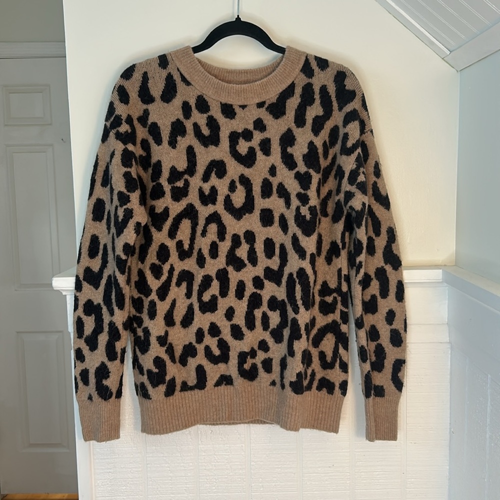 J. Crew Leopard Print Crewneck Merino Wool Alpaca Blend Sweater Women’s Small - Picture 3 of 10